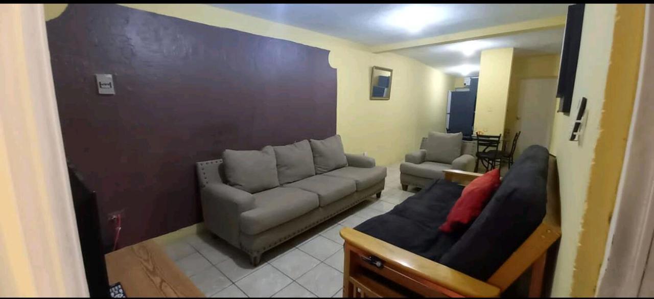 Casa Vicky Alojamiento Para Vacaciones Y Tramites Consulares Сьюдад-Хуарес Экстерьер фото