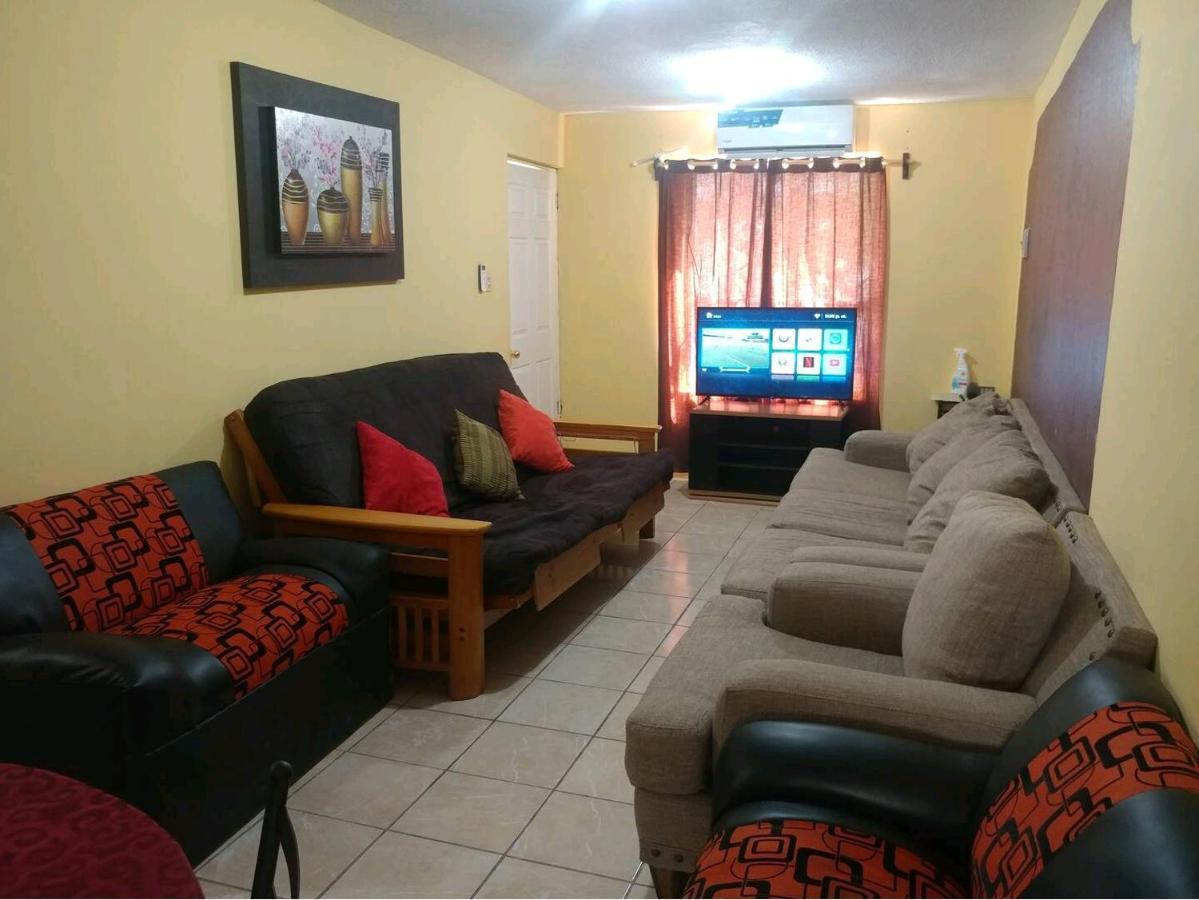 Casa Vicky Alojamiento Para Vacaciones Y Tramites Consulares Сьюдад-Хуарес Экстерьер фото