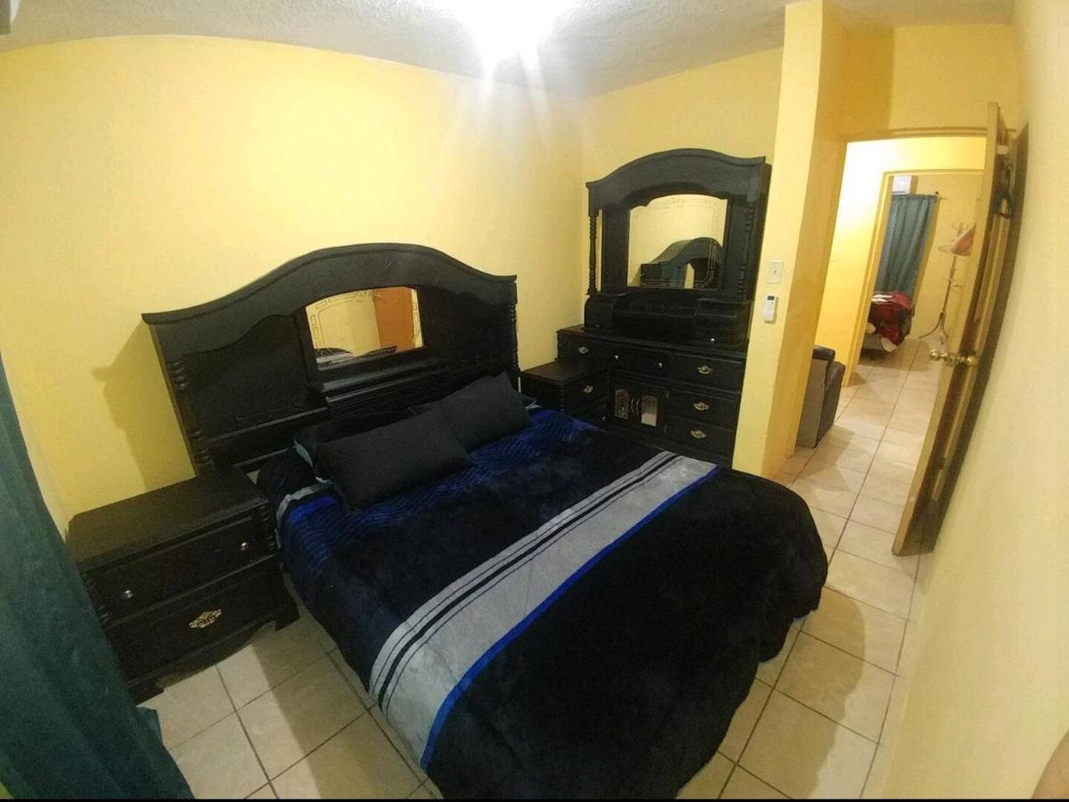 Casa Vicky Alojamiento Para Vacaciones Y Tramites Consulares Сьюдад-Хуарес Экстерьер фото