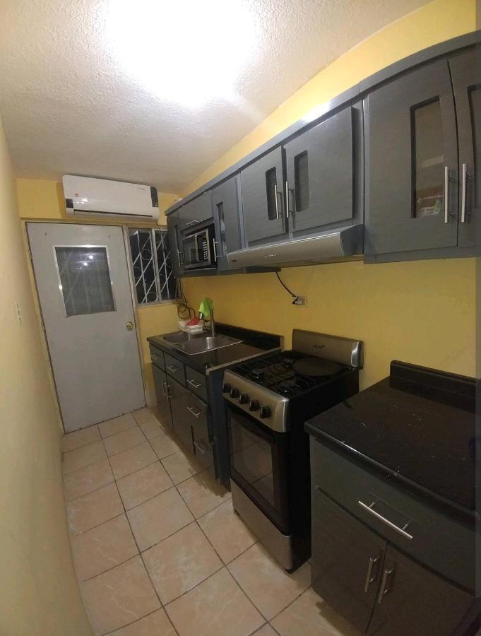Casa Vicky Alojamiento Para Vacaciones Y Tramites Consulares Сьюдад-Хуарес Экстерьер фото