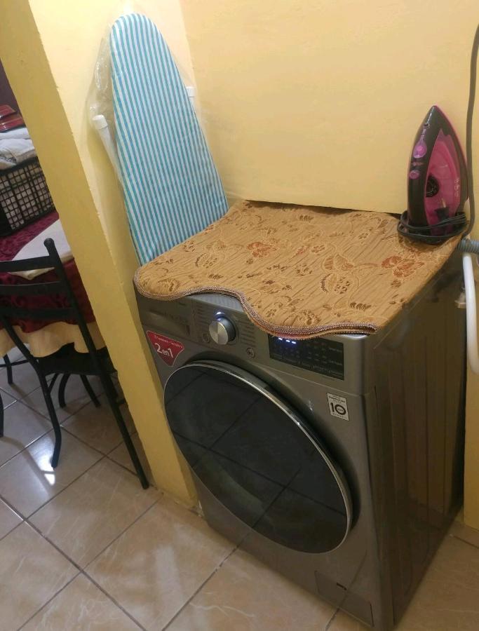 Casa Vicky Alojamiento Para Vacaciones Y Tramites Consulares Сьюдад-Хуарес Экстерьер фото